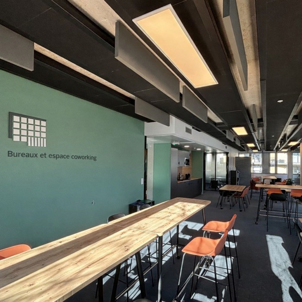 Espace convivial pour pause café ou buffet à Reims